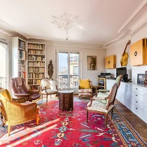 https://veeve-classic-montparnasse.fr-paris.fr